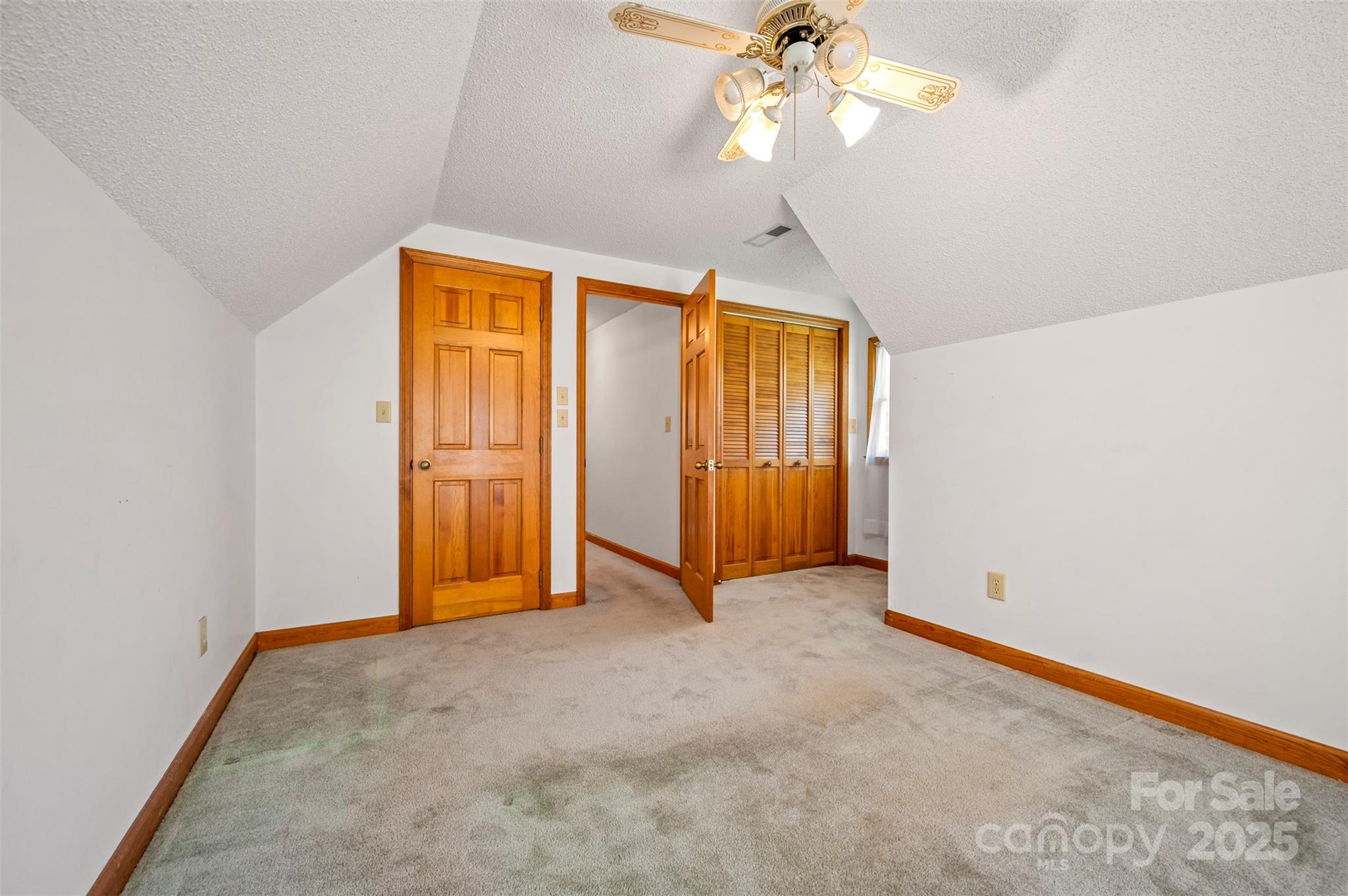49 Meadowbrook Road Rutherfordton, NC 28139 - Photo 20 of 34 a view of livingroom with window