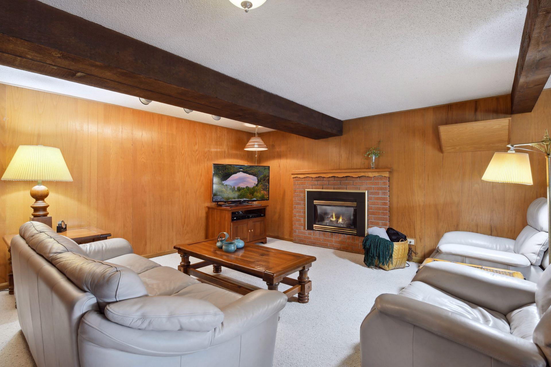 8818 Zenith Road Bloomington, MN 55431 - Photo 21 of 33