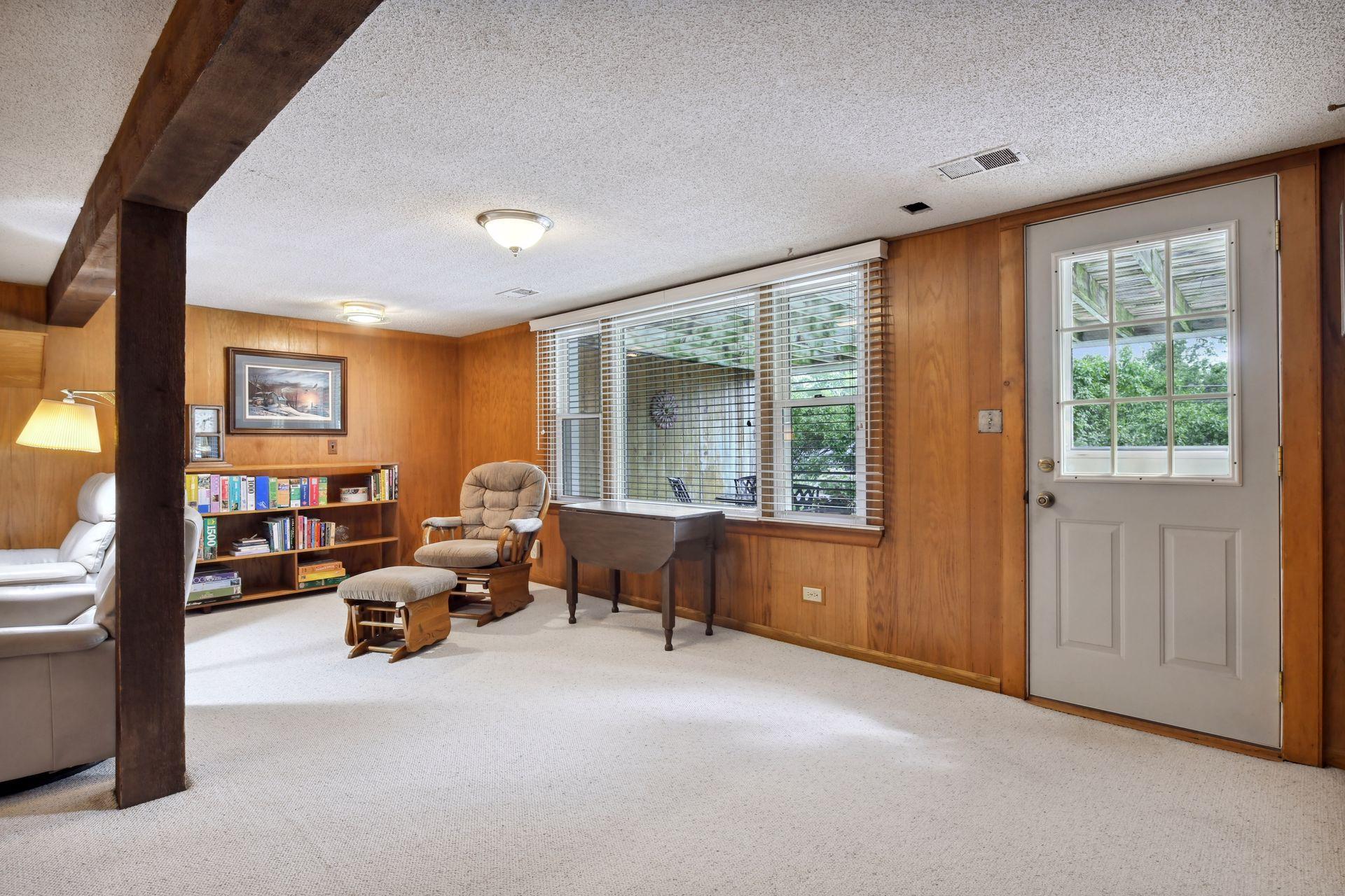 8818 Zenith Road Bloomington, MN 55431 - Photo 22 of 33