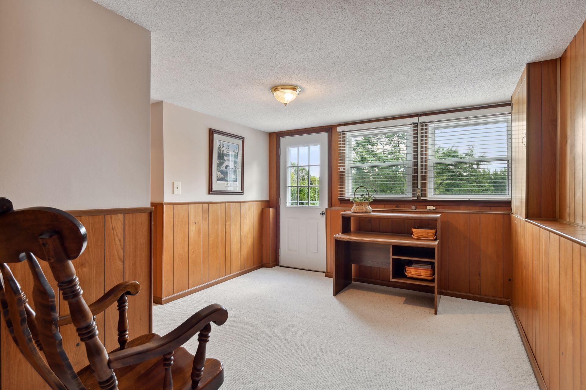 8818 Zenith Road Bloomington, MN 55431 - Photo 26 of 33