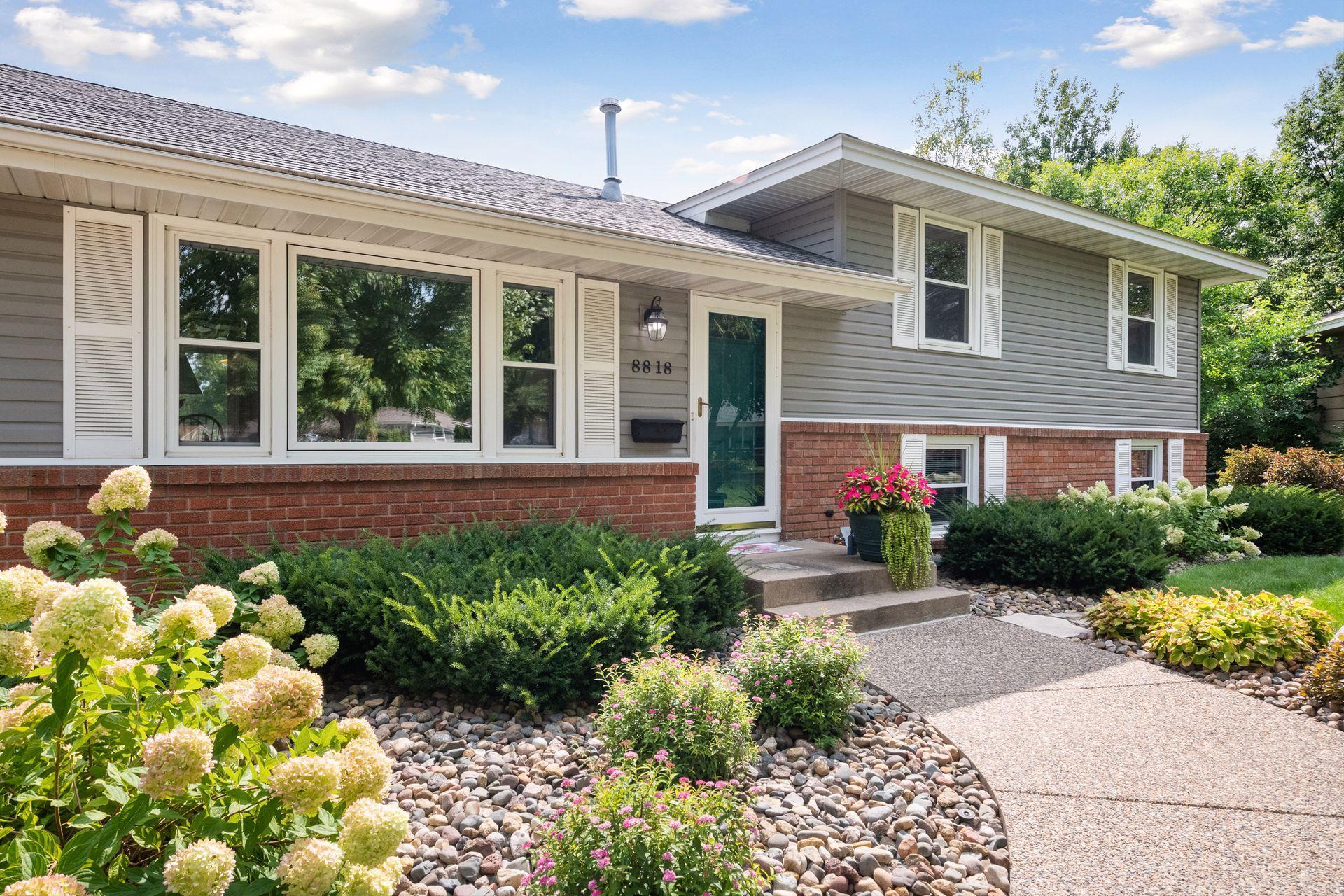 8818 Zenith Road Bloomington, MN 55431 - Photo 29 of 33