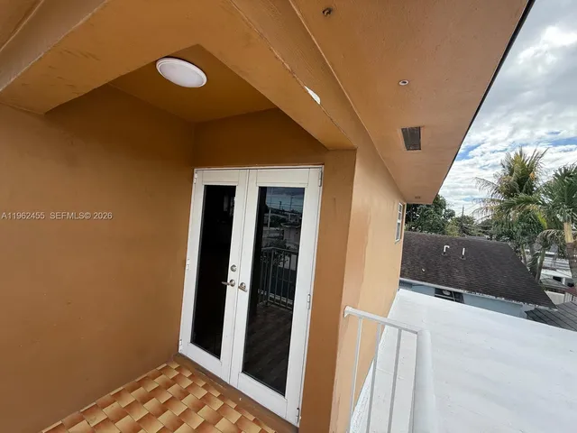 $3,200 | 948 East 47th Street, Hialeah, FL 33013