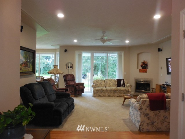 163 Quick Road Castle Rock, WA 98611 - Photo 5 of 25 Gallery Image 5