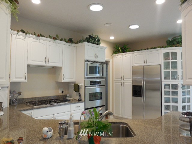 163 Quick Road Castle Rock, WA 98611 - Photo 8 of 25 Gallery Image 8