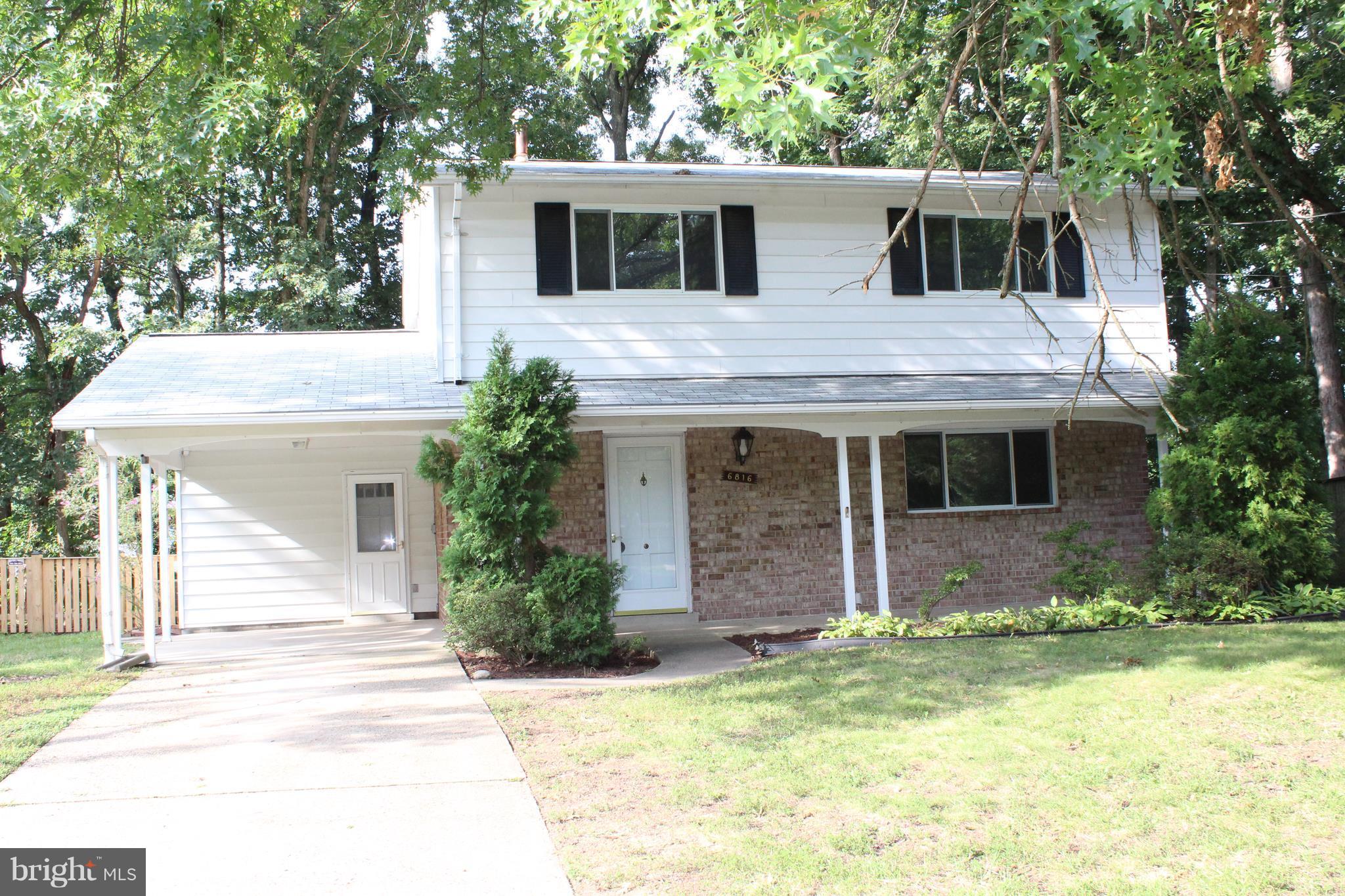 6816 Rolling Road Springfield, VA 22152 - Photo 1 of 18 Exterior (Front)