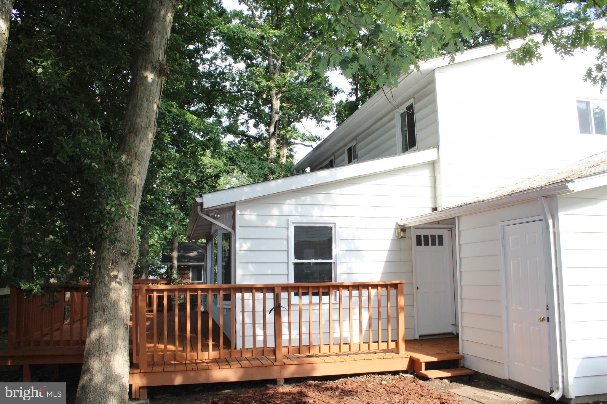 6816 Rolling Road Springfield, VA 22152 - Photo 17 of 18 Exterior (Rear)