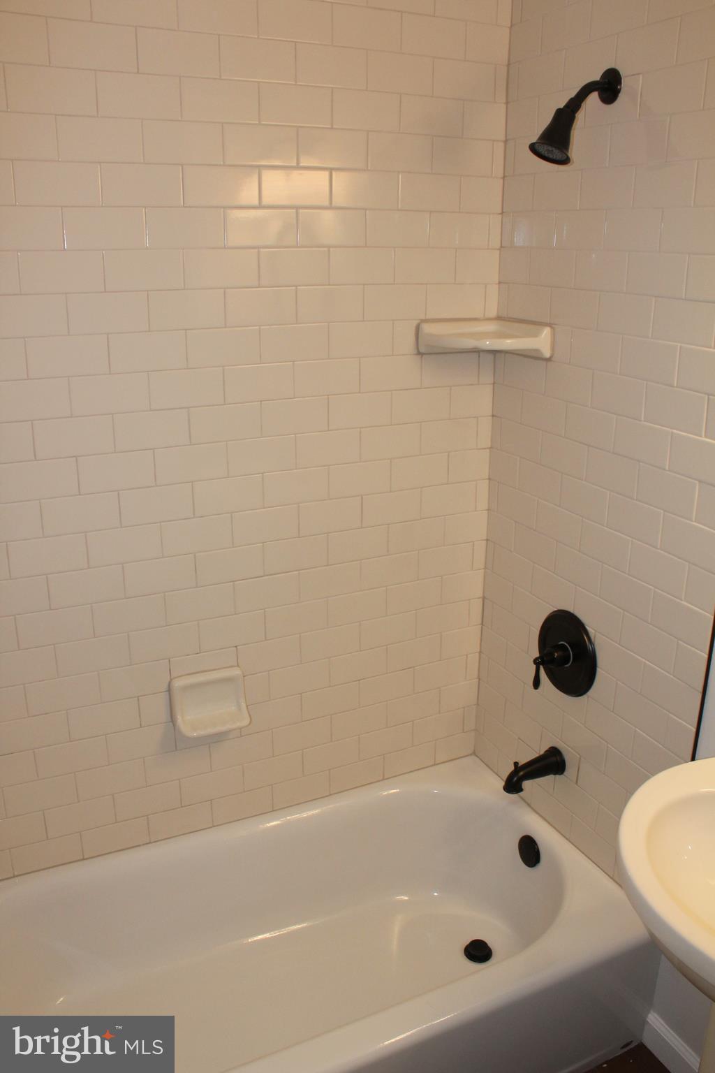 6816 Rolling Road Springfield, VA 22152 - Photo 7 of 18 Bath
