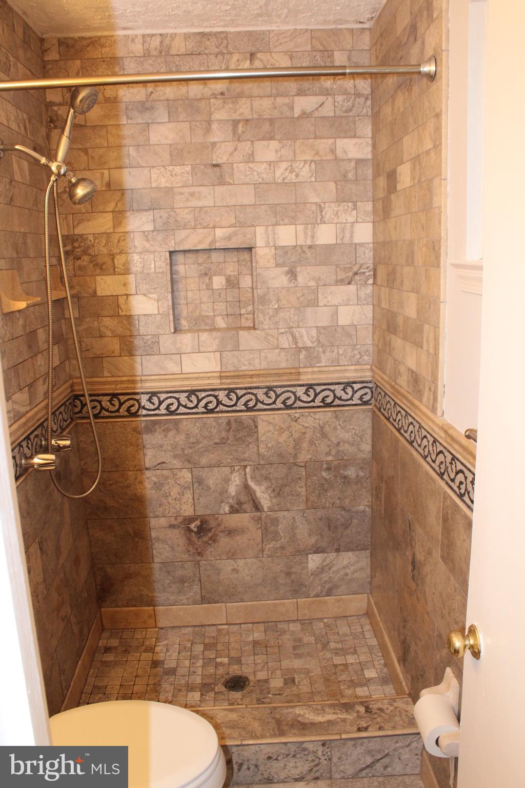 6816 Rolling Road Springfield, VA 22152 - Photo 9 of 18 Bath (Master)