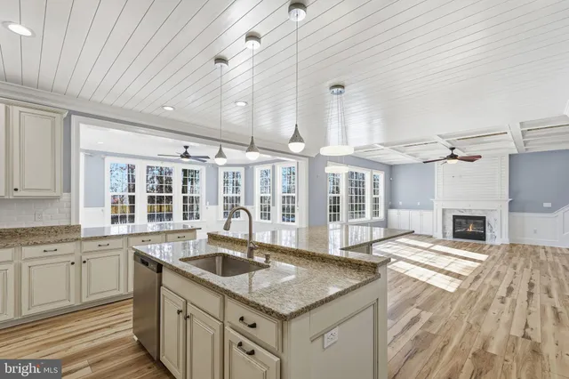 $1,185,000 | 13826 Estate Manor Drive, Gainesville, VA 20155