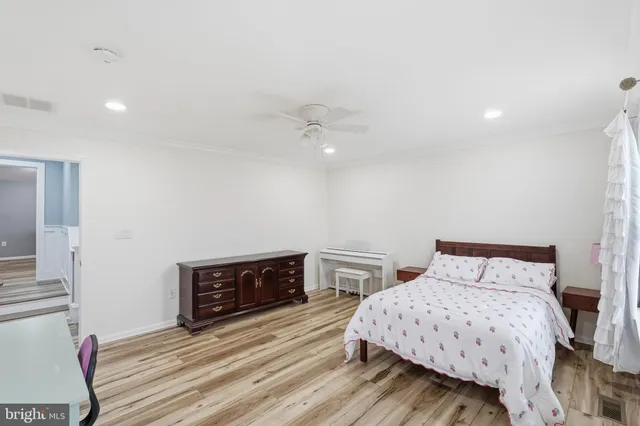 $1,185,000 | 13826 Estate Manor Drive, Gainesville, VA 20155