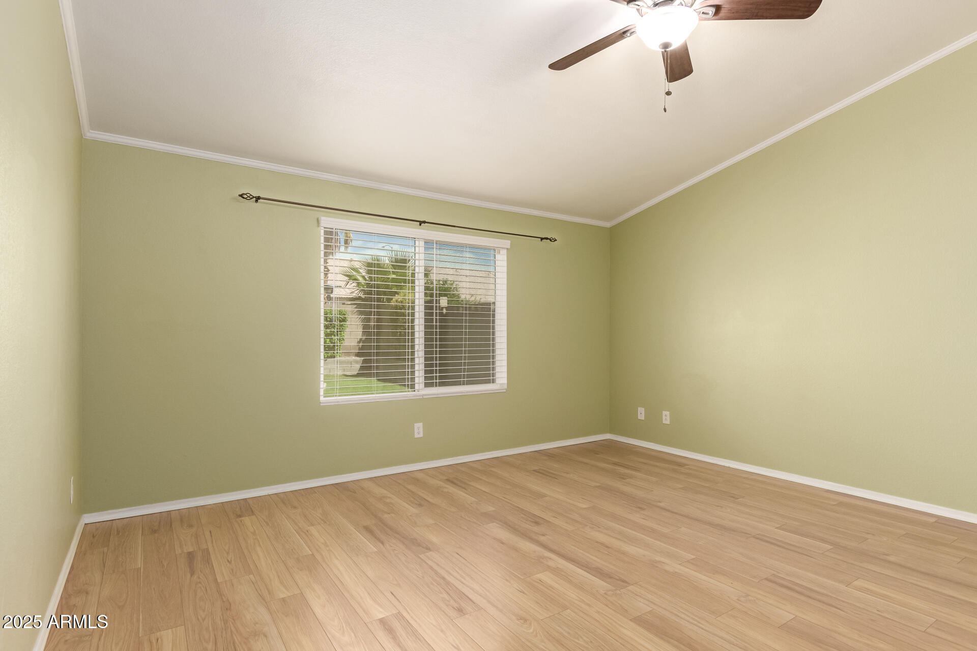 2431 North Rugby Mesa, AZ 85215 - Photo 18 of 44 18 - Rugby