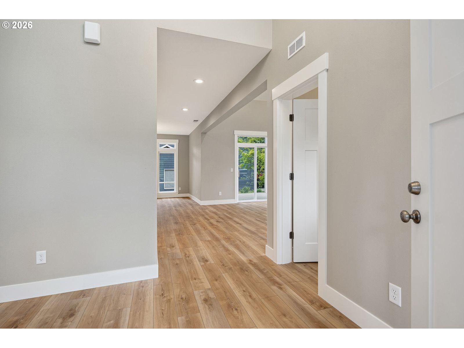 16031 Northeast Wasco Street Portland, OR 97230 - Photo 4 of 44