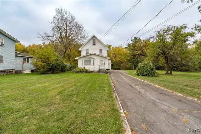 $129,900 | 148 Division Street East, Watertown, NY 13601