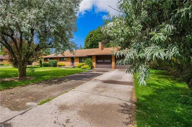 $235,000 | 1408 Dwight Drive, Johnstown, PA 15904