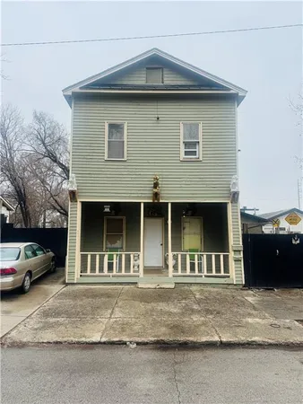 $379,900 | 919 South 8th Street, Kansas City, KS 66105
