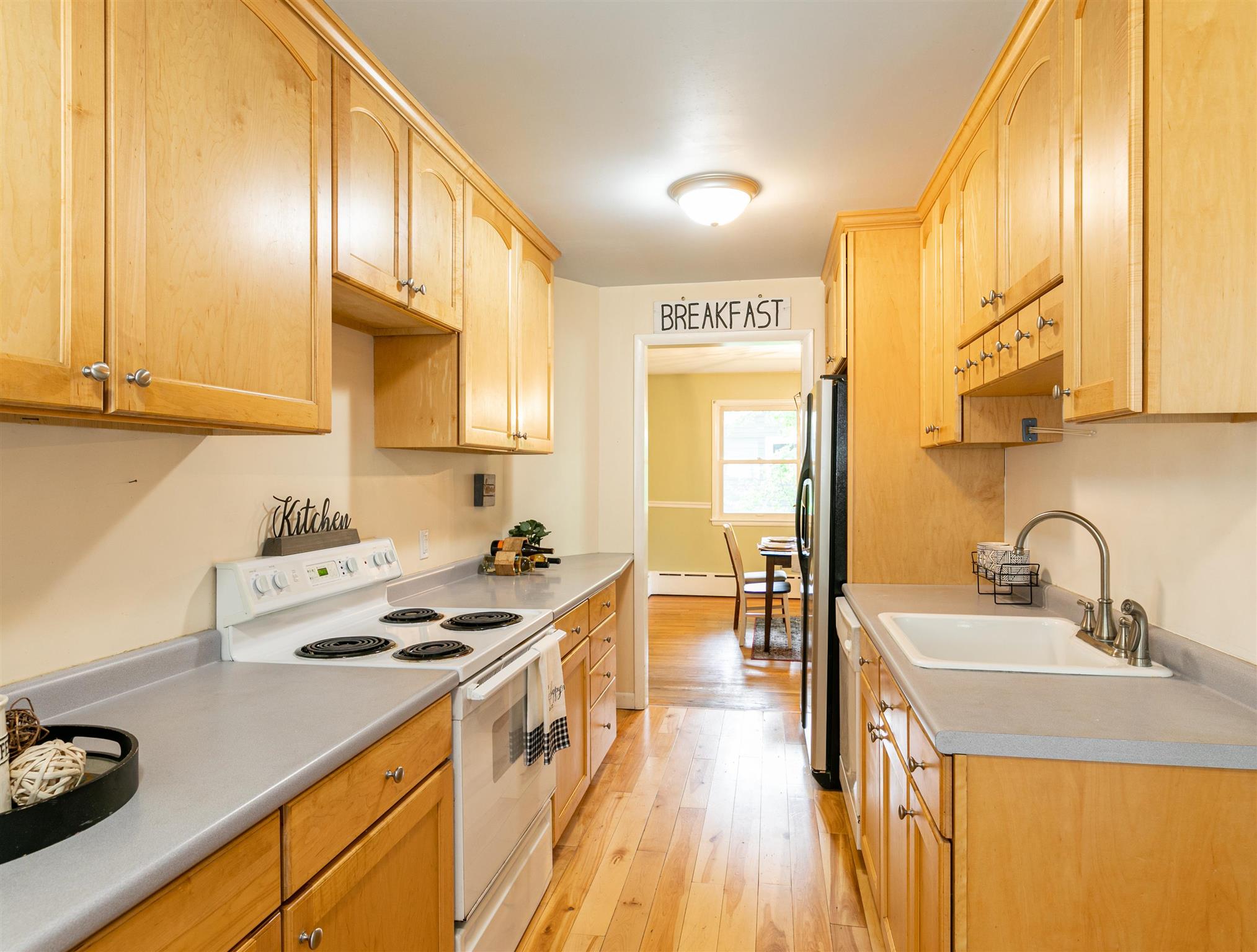 119 Hadley Road South Burlington, VT 05403 - Photo 12 of 40 Gallery Image 12