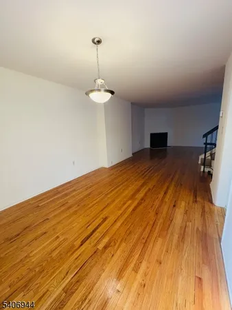 $3,325 | 181 Long Hill Road, Unit I2, Little Falls, NJ 07424
