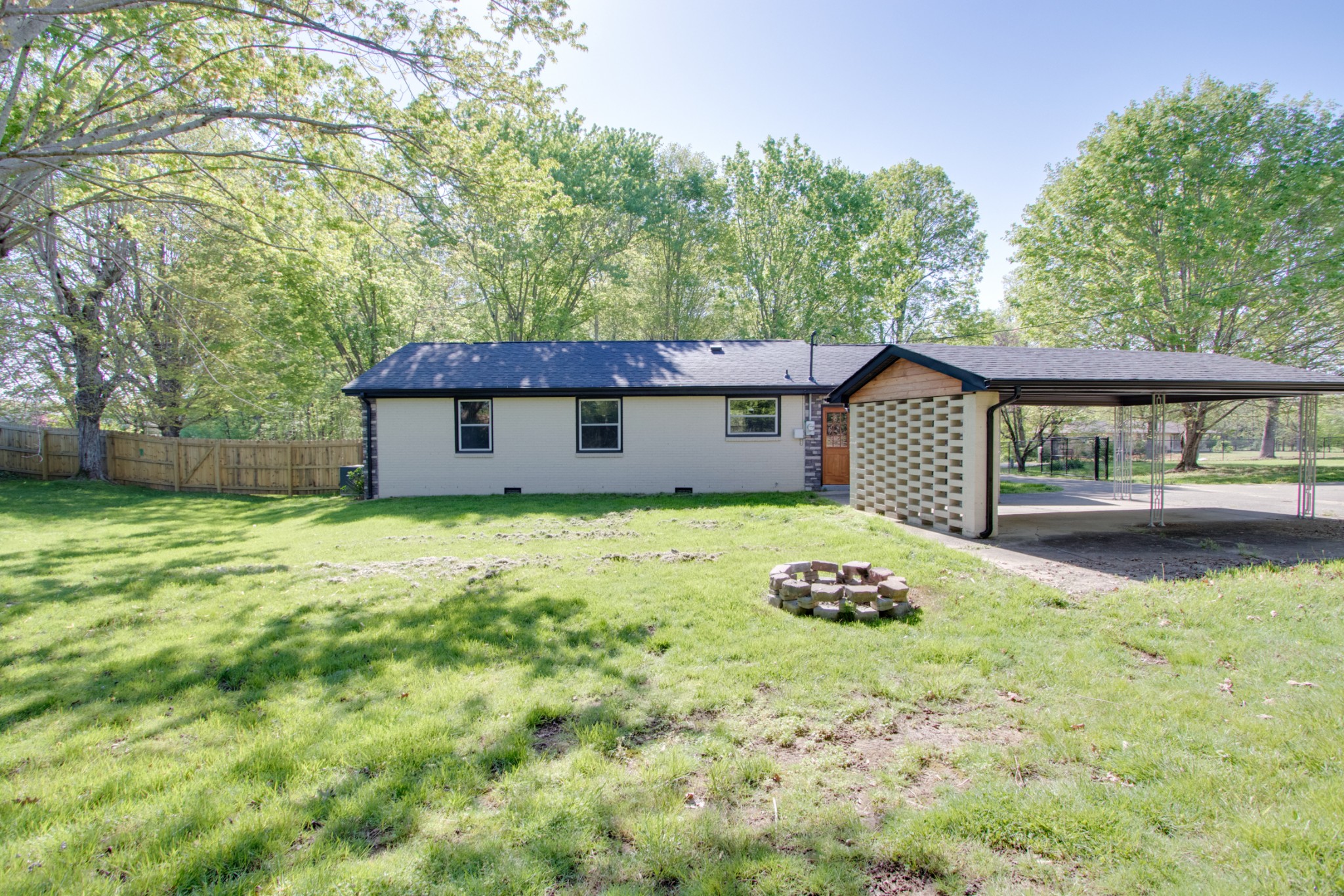 330 Excell Road Clarksville, TN 37043 - Photo 21 of 28 Gallery Image 21