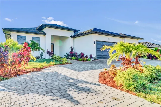 a front view of house with yard
