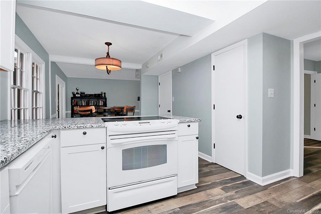 725 Falls Church Road Charlotte, NC 28270 - Photo 15 of 40