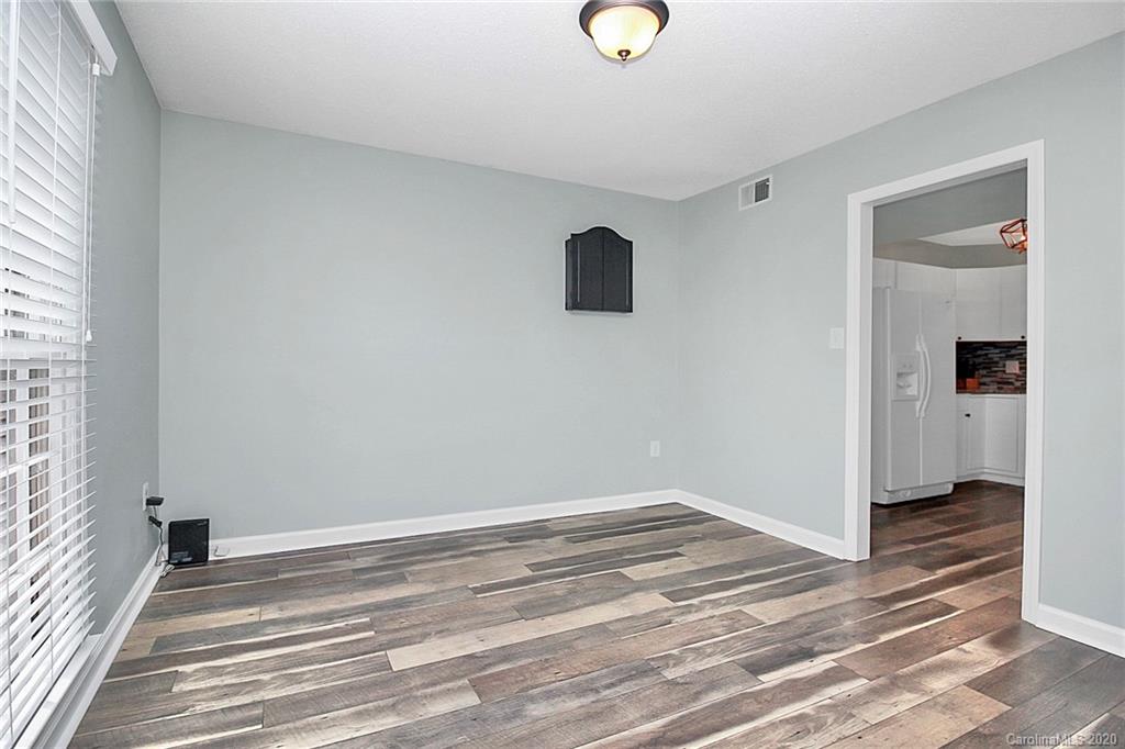 725 Falls Church Road Charlotte, NC 28270 - Photo 19 of 40