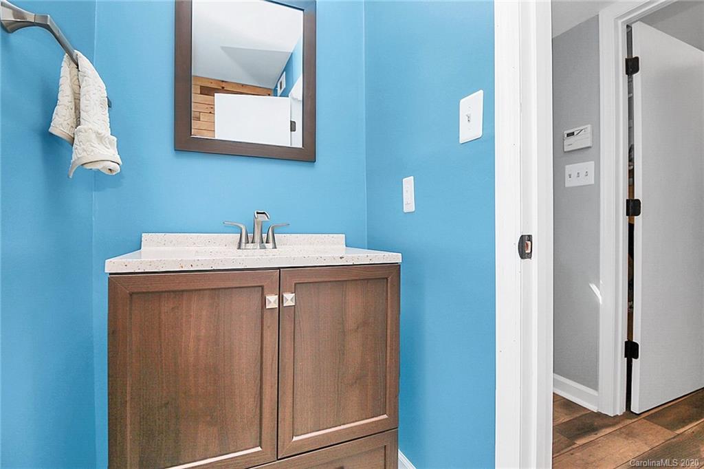 725 Falls Church Road Charlotte, NC 28270 - Photo 21 of 40