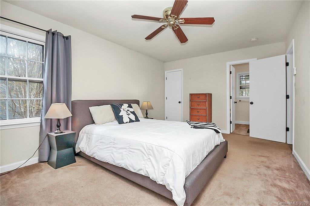 725 Falls Church Road Charlotte, NC 28270 - Photo 26 of 40