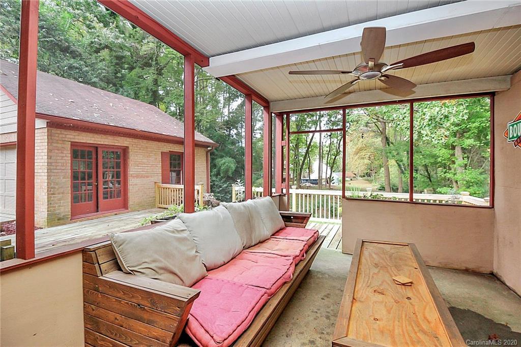 725 Falls Church Road Charlotte, NC 28270 - Photo 34 of 40