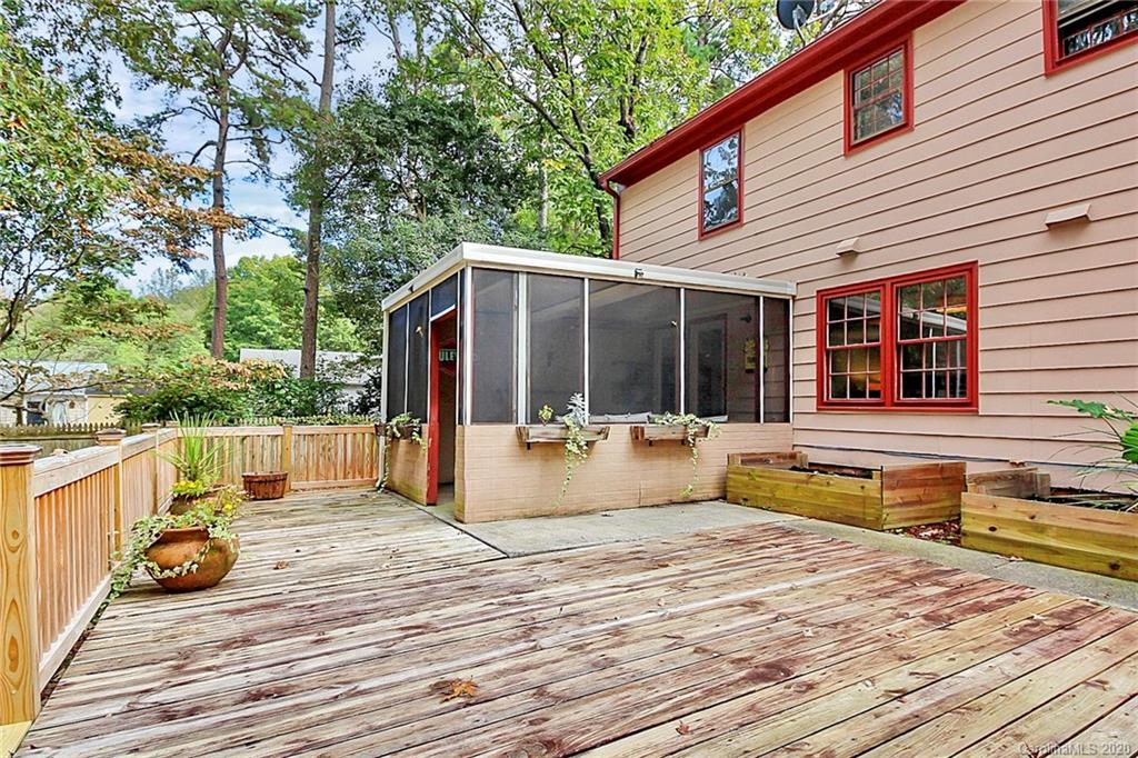 725 Falls Church Road Charlotte, NC 28270 - Photo 38 of 40