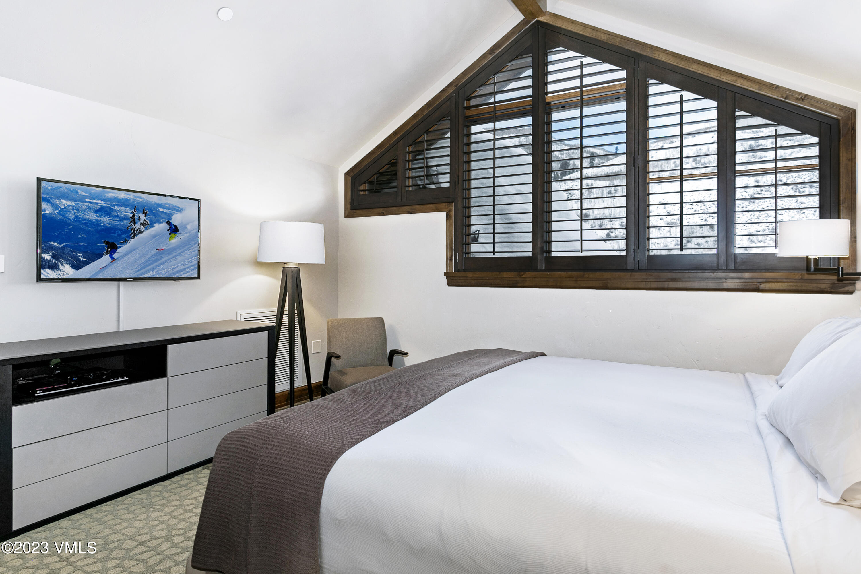 16 Vail Road, Unit RESORT MEMBERSHIP Vail, CO 81657 - Photo 7 of 51