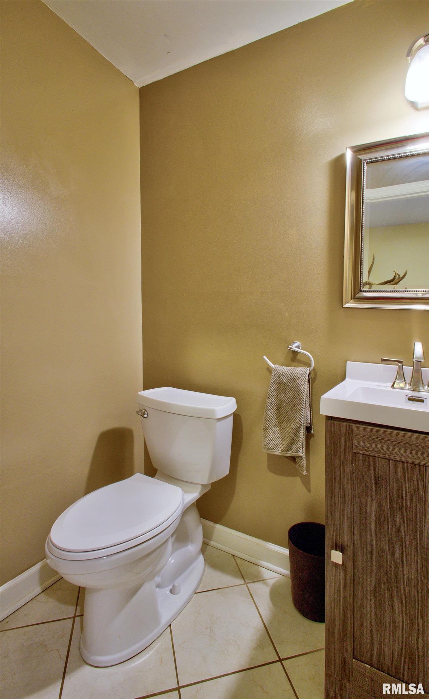 319 Robin Road Macomb, IL 61455 - Photo 25 of 34