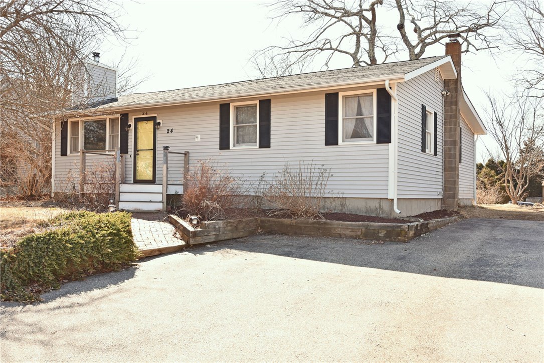 24 Old Pine Road Narragansett, RI 02882 - Photo 1 of 33 Gallery Image 1