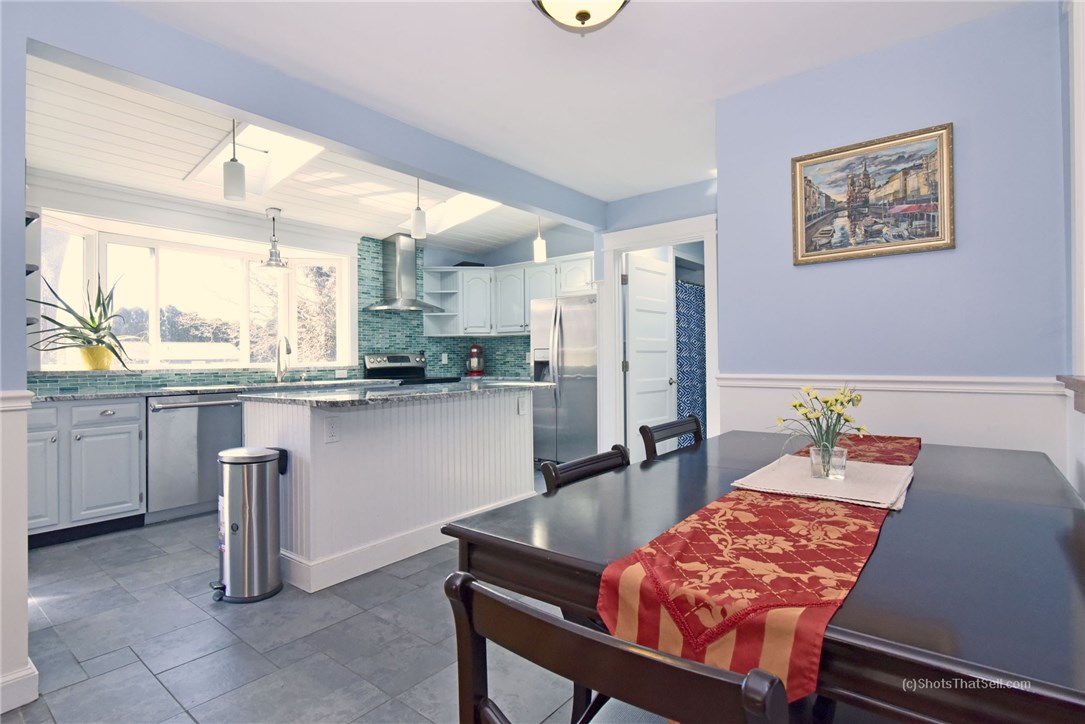 24 Old Pine Road Narragansett, RI 02882 - Photo 11 of 33 Gallery Image 11