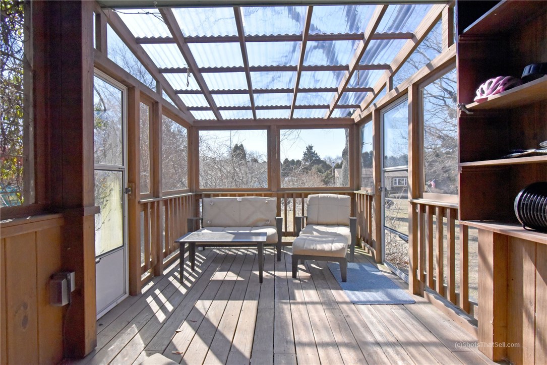 24 Old Pine Road Narragansett, RI 02882 - Photo 19 of 33 Gallery Image 19