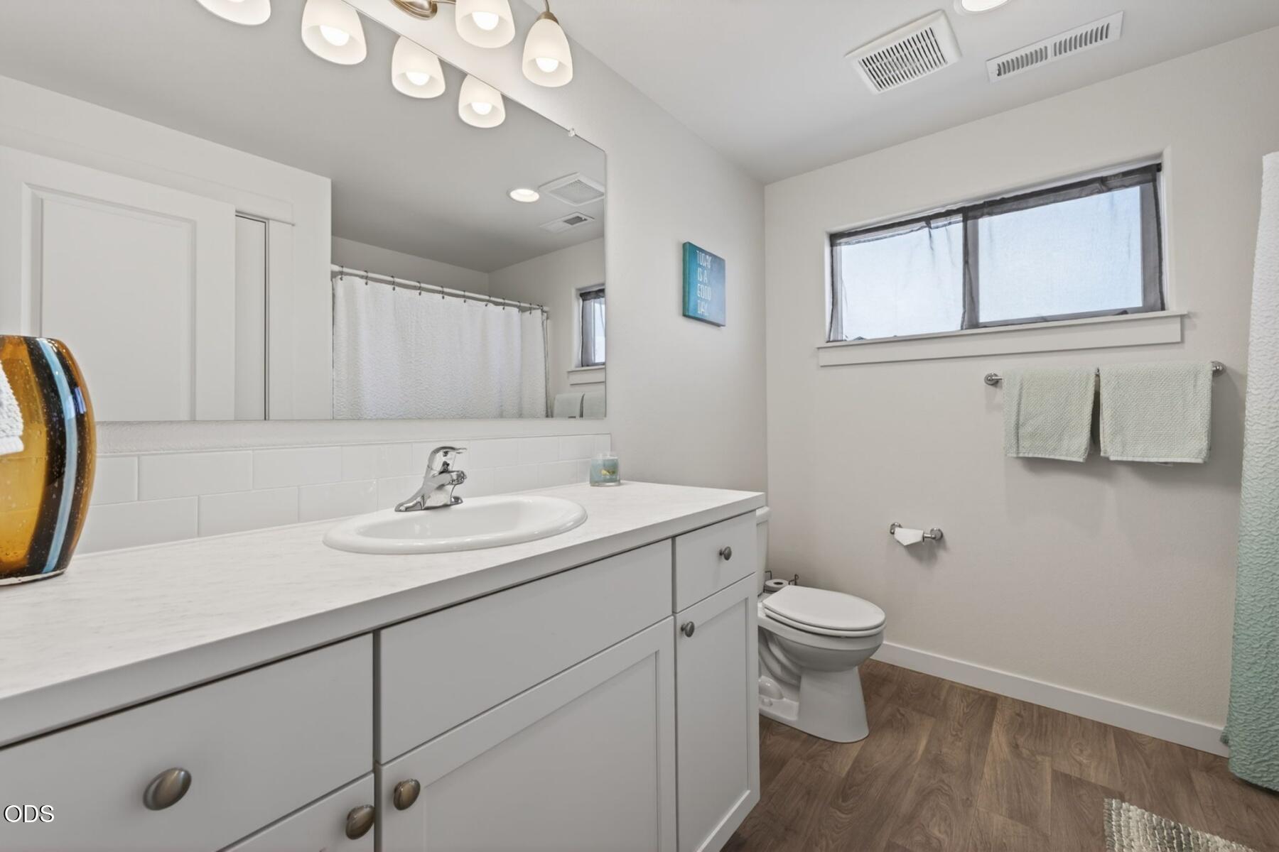 3461 Northwest 9th Street Redmond, OR 97756 - Photo 23 of 42