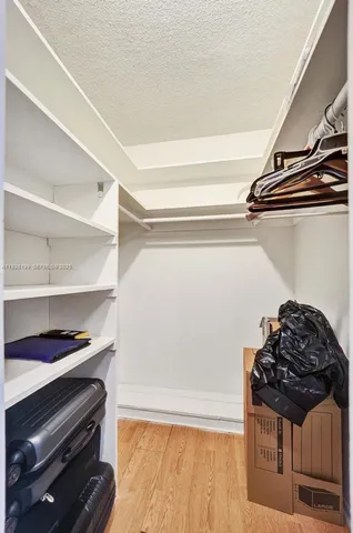 $170,000 | 950 Hillcrest Drive, Unit 112, Hollywood, FL 33021