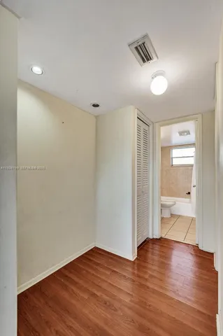 $170,000 | 950 Hillcrest Drive, Unit 112, Hollywood, FL 33021