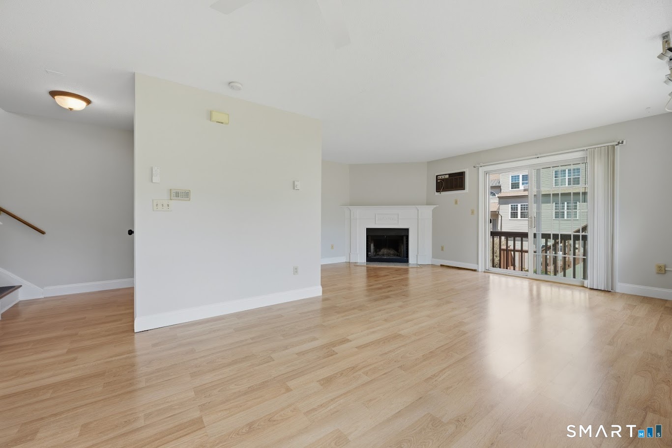 10 Taft Pointe, Unit 8 Waterbury, CT 06708 - Photo 6 of 26