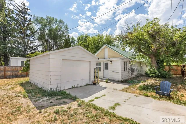 $260,000 | 1490 Albany Street, Idaho Falls, ID 83402