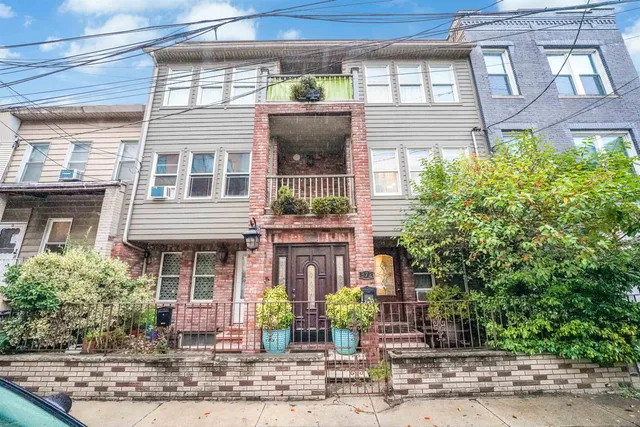 $1,757,500 | 372 5th Street, Jersey City, NJ 07302
