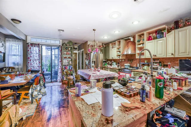 $1,757,500 | 372 5th Street, Jersey City, NJ 07302