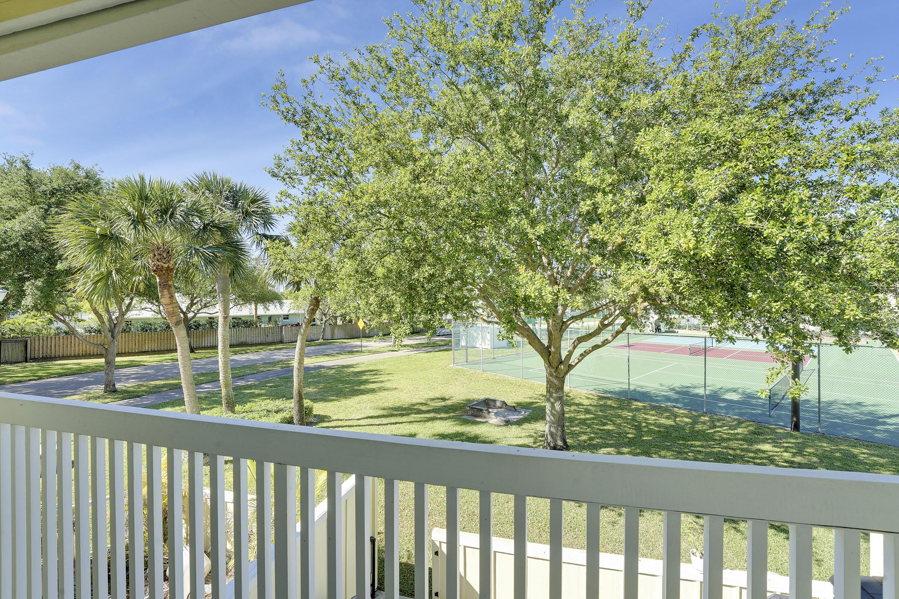 6263 Riverwalk Lane, Unit 2 Jupiter, FL 33458 - Photo 29 of 44 a view of a garden