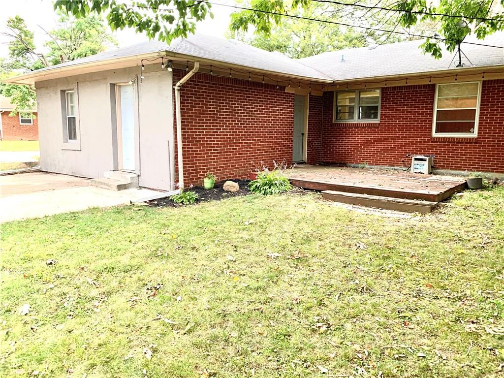 142 South Scatterfield Road Anderson, IN 46012 - Photo 29 of 35