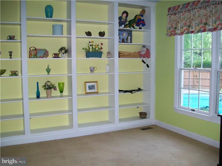 404 Providence Road Moorestown, NJ 08057 - Photo 12 of 24 Gallery Image 12