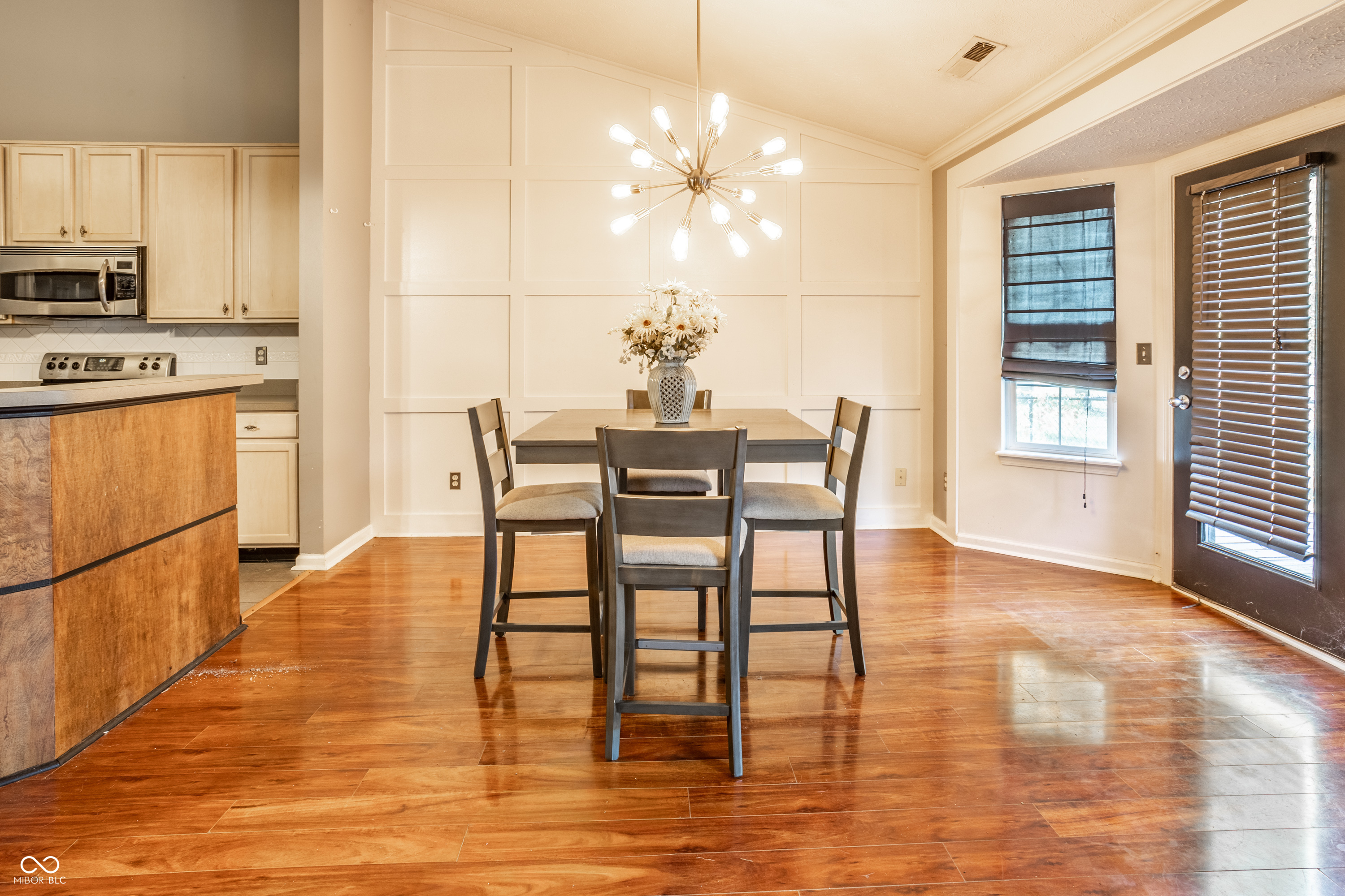 860 Weeping Way Lane Avon, IN 46123 - Photo 4 of 28