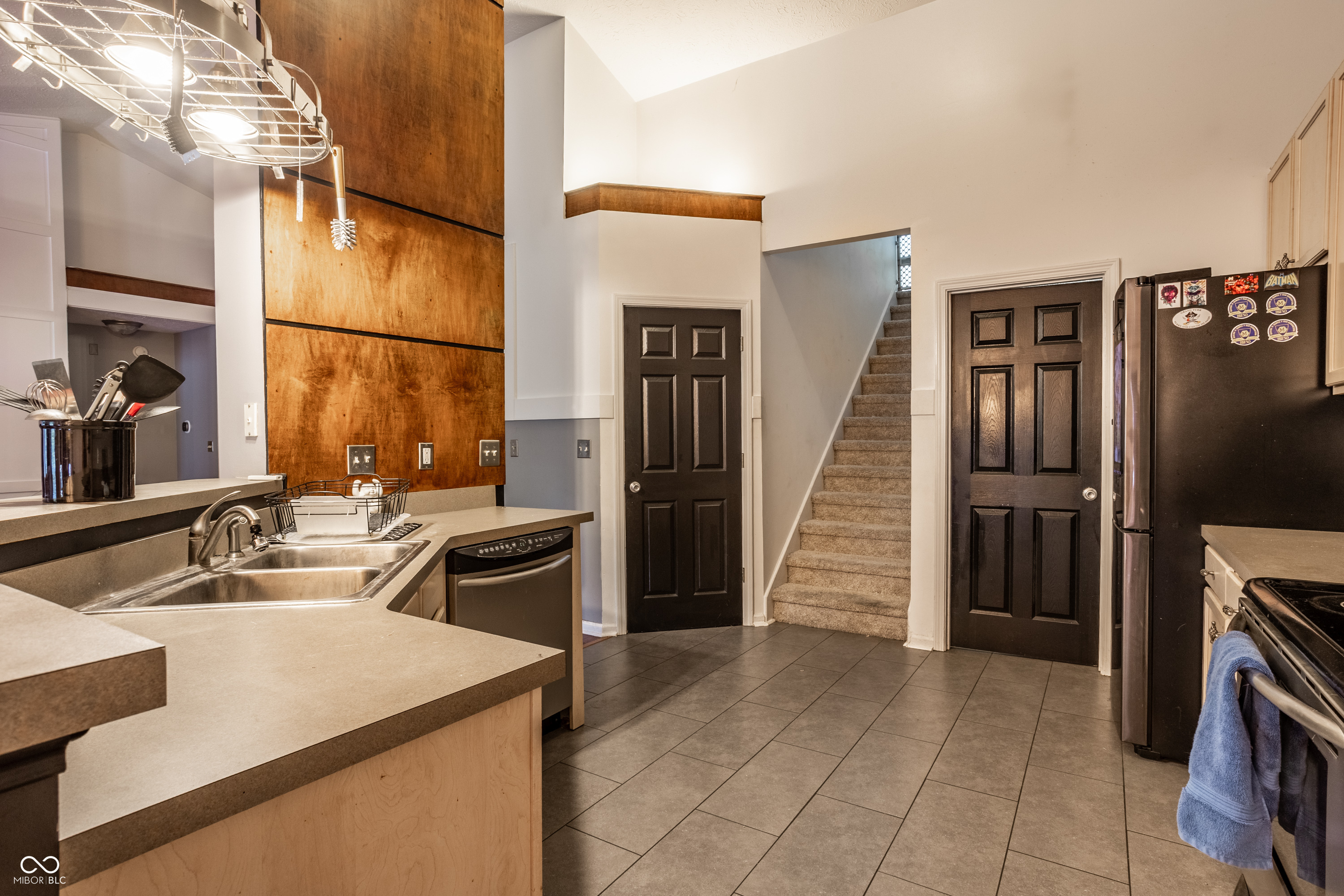 860 Weeping Way Lane Avon, IN 46123 - Photo 7 of 28