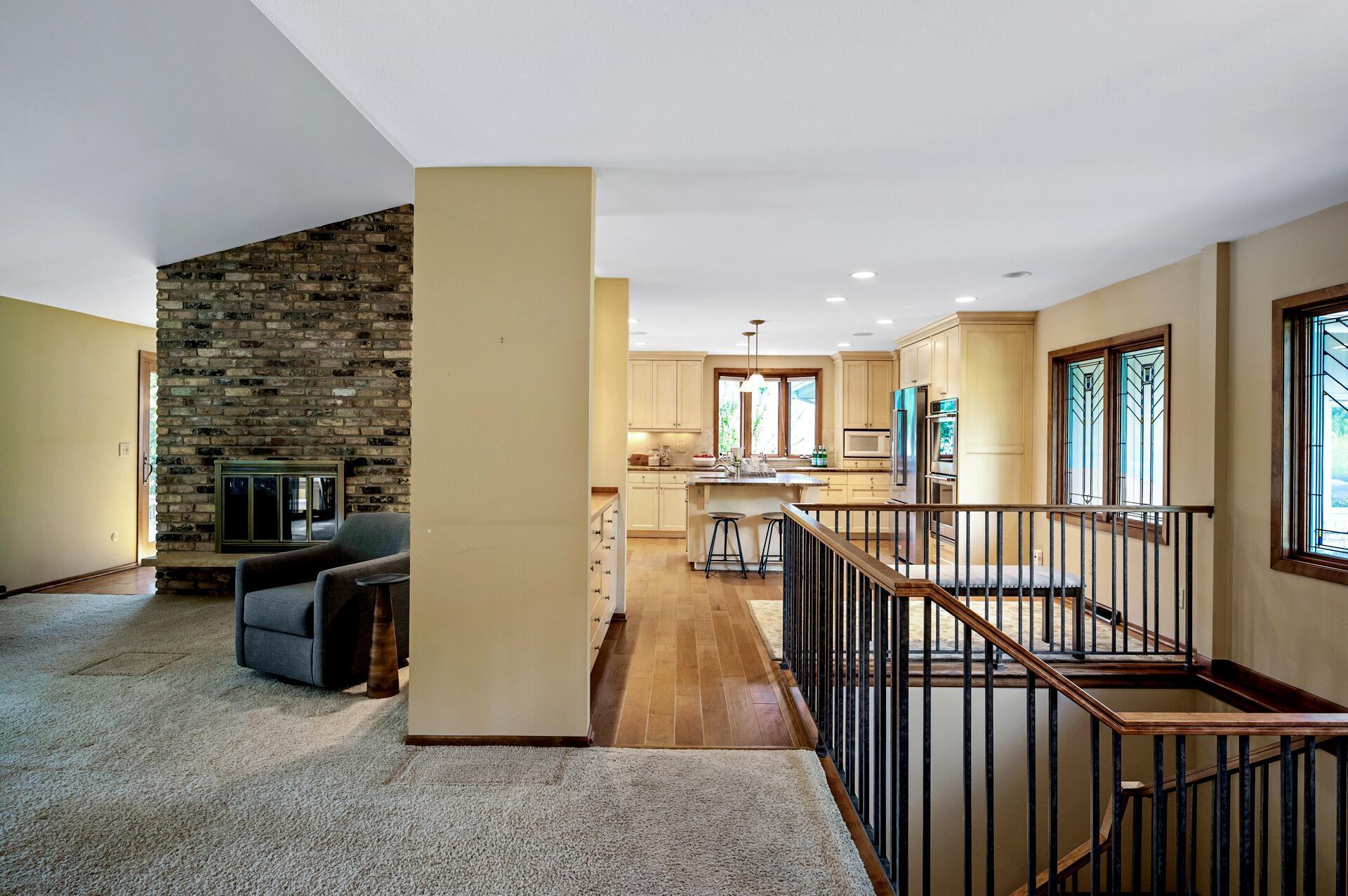 451 Reflection Road Apple Valley, MN 55124 - Photo 11 of 99