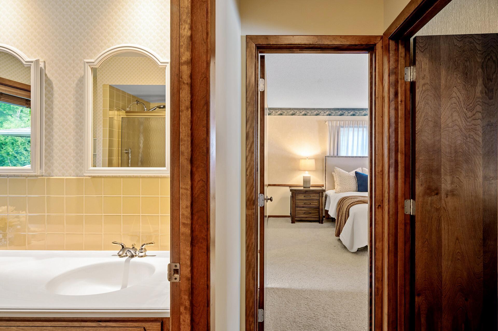 451 Reflection Road Apple Valley, MN 55124 - Photo 38 of 99