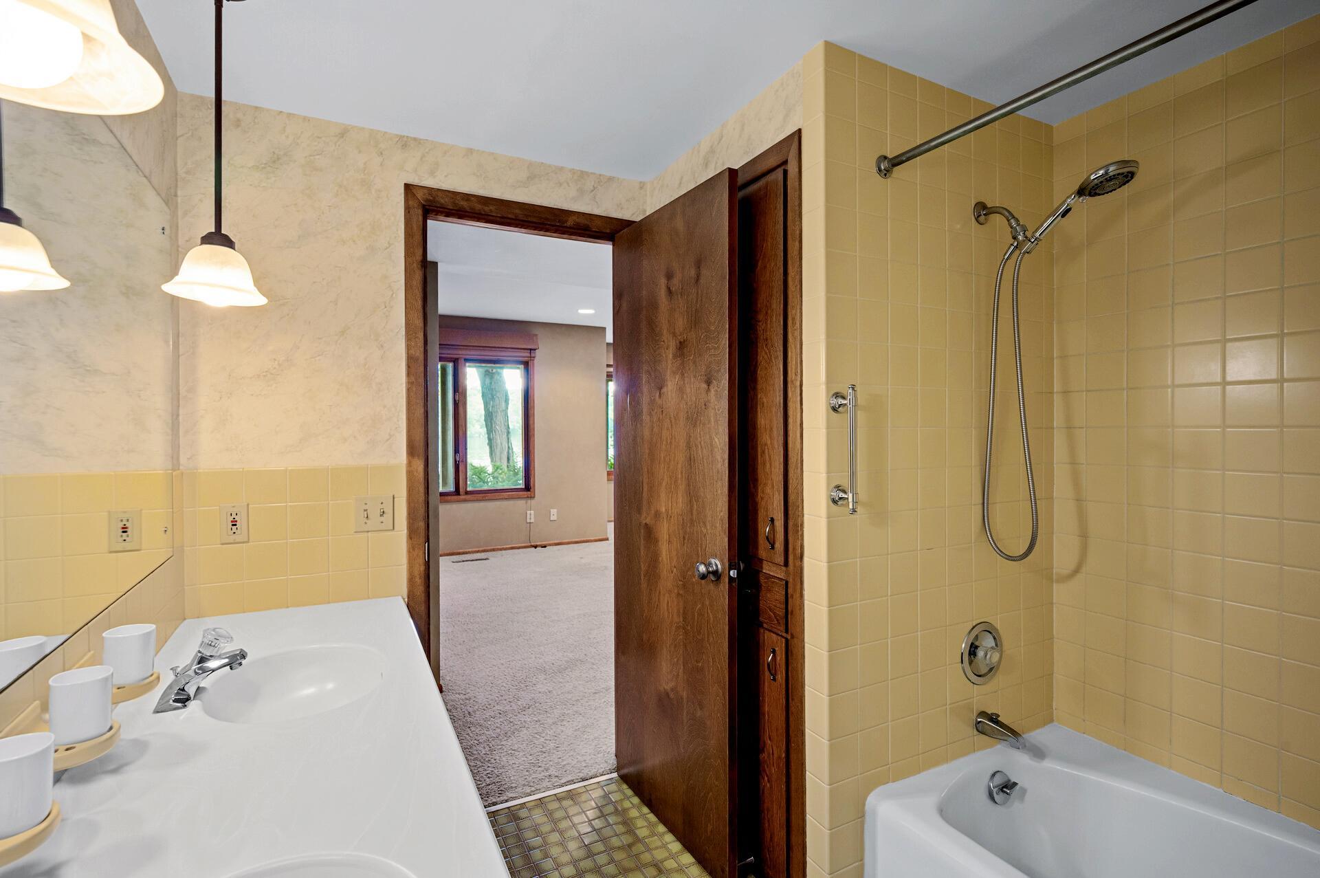 451 Reflection Road Apple Valley, MN 55124 - Photo 61 of 99