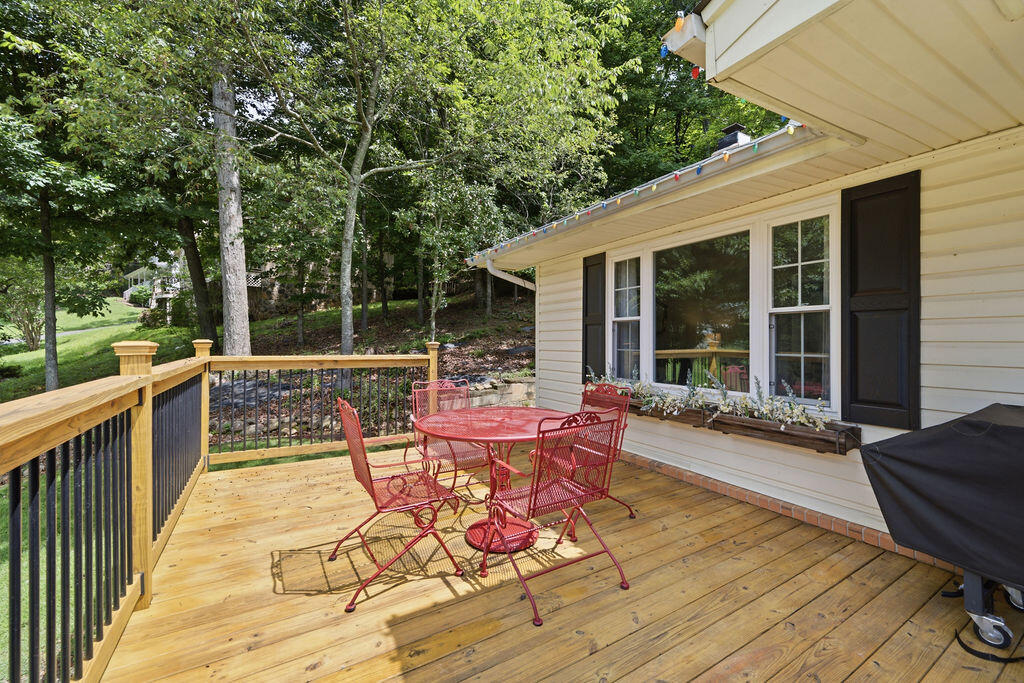 7608 Ridge Bay Drive Hixson, TN 37343 - Photo 46 of 52 Deck